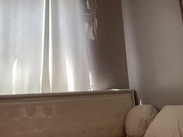 girl
        katie_hilll cam image #5972931