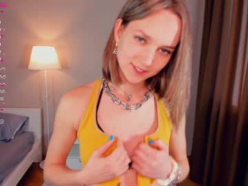 girl
        maebulkley cam image #3944065