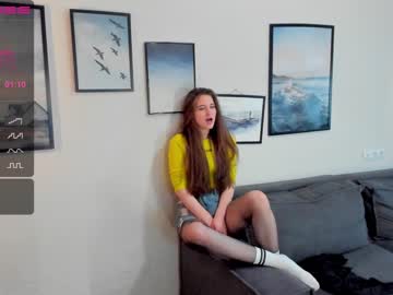 girl
        maliatale cam image #1248915