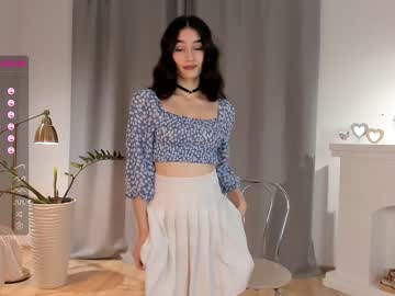 girl
        juliepenningtona cam image #2387640