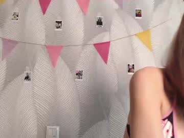 girl
        kittysophia_ cam image #4059100