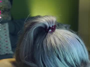girl
        audreycarvin cam image #4826583