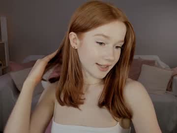 girl
        leahsthetics cam image #6071172