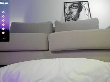 girl
        lucie_beltran cam image #803307