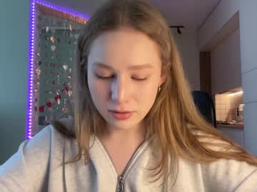 girl
        whoisalisa cam image #6825664