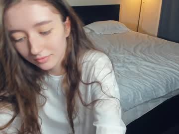 girl
        llkadream cam image #1053208