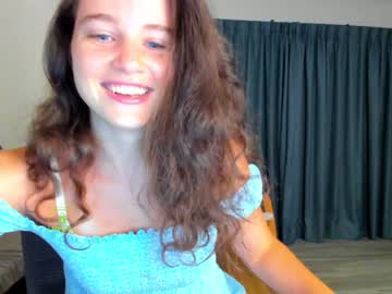 girl
        demurelixir cam image #1686813