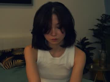 girl
        coventinaashfield cam image #6128521