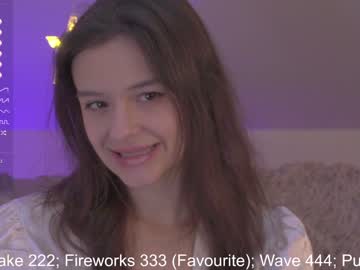 girl
        sh1nyemy cam image #480565