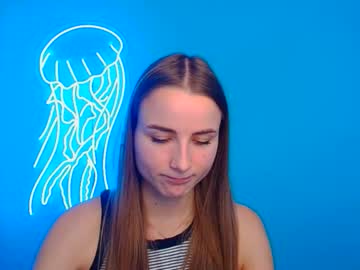 girl
        milly_liss cam image #5324510