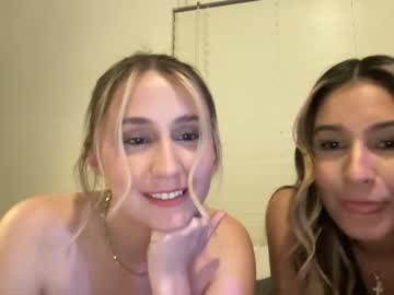 couple
        hotandhornyhannah cam image #3949718