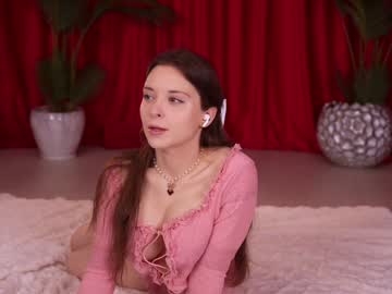 girl
        kittycaitlin cam image #6800444
