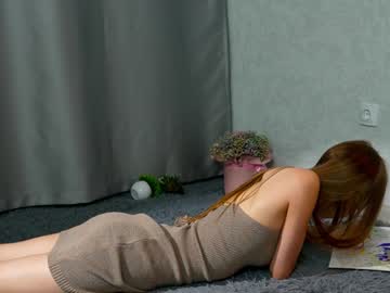 girl
        yeepshyy cam image #4112399