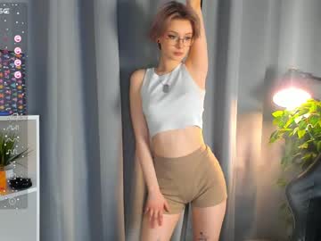 girl
        odeliabrownell cam image #3292675