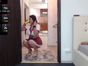 girl
        carmela_fox cam image #5130117