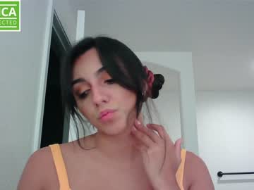 girl
        genesismoselle cam image #2031187