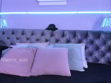 girl
        naomii_soto cam image #6376825