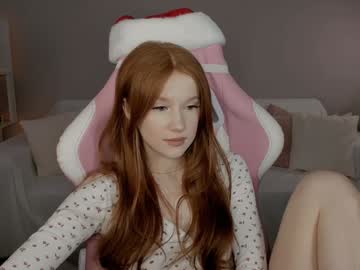 girl
        leahsthetics cam image #5976385