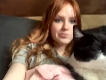 girl
        vcielia cam image #1557012