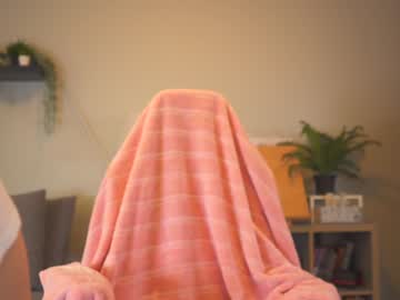 girl
        sunniedayz cam image #708243