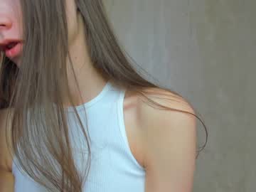 girl
        cutie_ghostie cam image #3512189