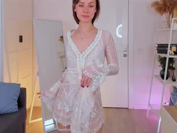 girl
        elannand cam image #6379383