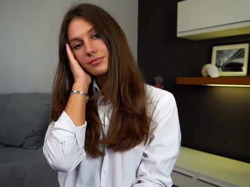 girl
        ifyouonlyknewe cam image #4985017