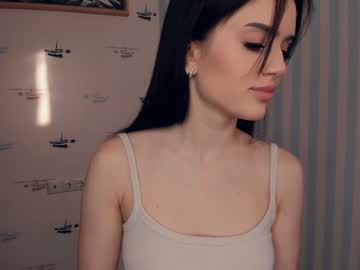 girl
        fannyhaviland cam image #3613988