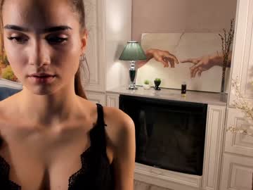 girl
        isobelsimpson cam image #2893169
