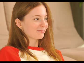 girl
        mona_elisa cam image #4735765