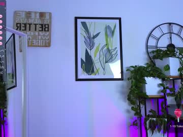girl
        elizabeth__gray cam image #1820203
