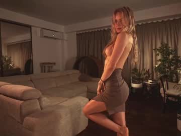 girl
        heybanan cam image #6568600