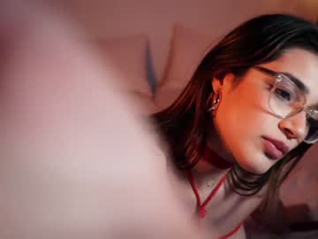 girl
        jadeperez_ cam image #322452