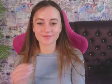 girl
        angelina_new cam image #3732834