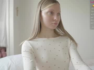 girl
        pureangeldolores cam image #3082602