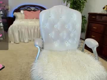 girl
        flower_nicole cam image #4660934