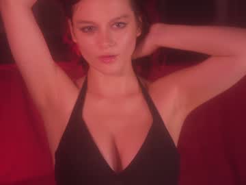 girl
        lorienn cam image #5257256