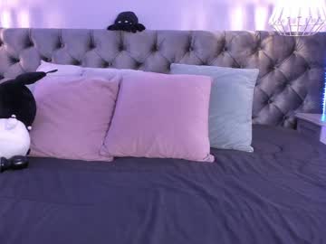 girl
        naomii_soto cam image #5327916