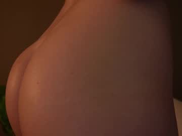 girl
        chadianiram cam image #6757873