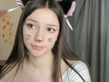 girl
        abigailkeira cam image #2917474