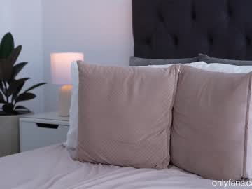 girl
        naughtysammx cam image #1203627