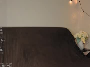 girl
        heylixie_ cam image #6665535