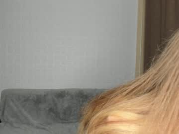 girl
        sandra_buika cam image #1800249