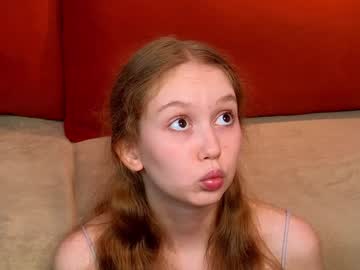 girl
        lizzy_cutie cam image #4994165