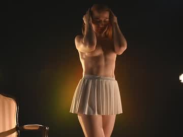girl
        rocknrose cam image #6966770