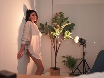 girl
        letiziafulkers1 cam image #2914057