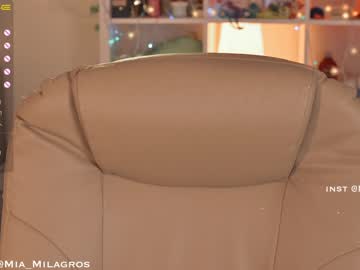girl
        mia_milagros cam image #688917
