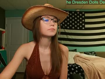 girl
        anabelleleigh cam image #6280820