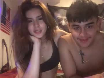 couple
        dreella cam image #2853449