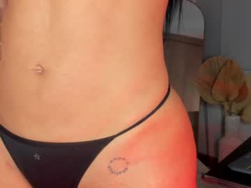 girl
        swt_molly cam image #5250039